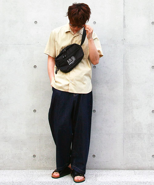 VENCEEXCHANGE(ヴァンスエクスチェンジ)の「WEB限定 10ozデニム バギーワイドパンツ(その他パンツ・メンズ・ワンウォッシュ/ブラック/ブルー系その他/ブルー・MEDIUM/LARGE/M/L)」の9枚目の写真