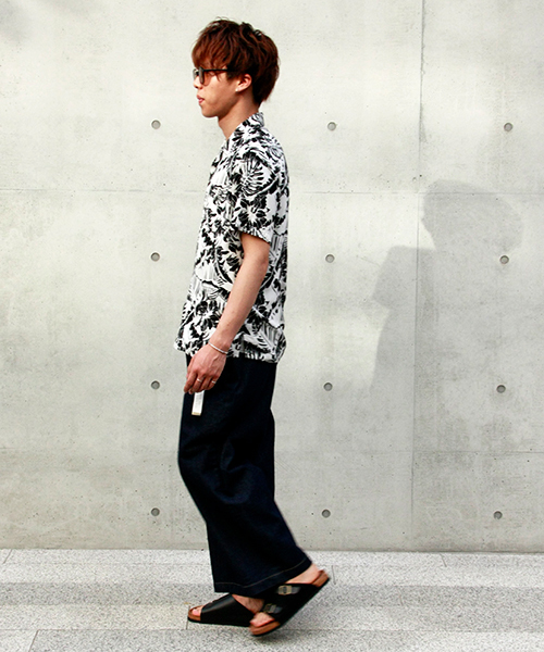 VENCEEXCHANGE(ヴァンスエクスチェンジ)の「WEB限定 10ozデニム バギーワイドパンツ(その他パンツ・メンズ・ワンウォッシュ/ブラック/ブルー系その他/ブルー・MEDIUM/LARGE/M/L)」の11枚目の写真