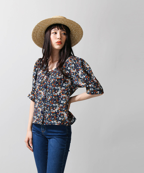 WEGO（ウィゴー）の「WEGO/フラワーパフスリーブブラウス（シャツ/ブラウス・レディース・ネイビー/マスタード・FREE）」の10枚目の写真