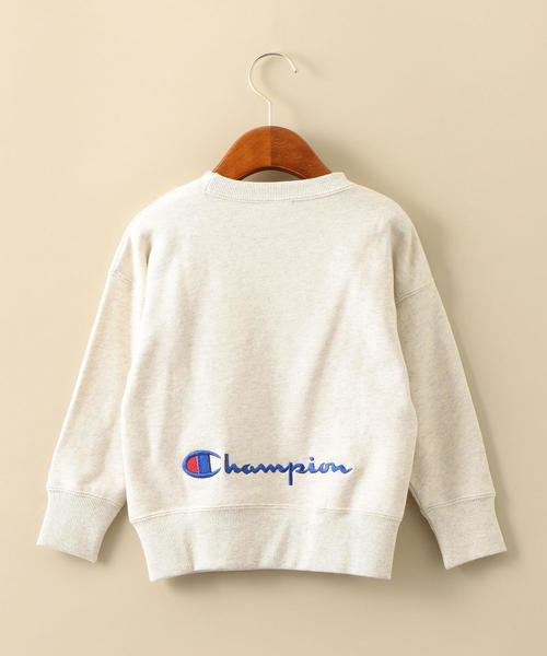 Champion(チャンピオン)の「【キッズ】〔別注〕CHAMPION(チャンピオン) スウェットプルオーバー(スウェット・キッズ・ダークグリーン/ナチュラル/ライトブルー/パープル・120cm/130cm/110cm/100cm)」の6枚目の写真