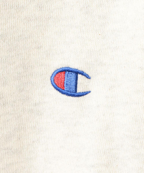 Champion(チャンピオン)の「【キッズ】〔別注〕CHAMPION(チャンピオン) スウェットプルオーバー(スウェット・キッズ・ダークグリーン/ナチュラル/ライトブルー/パープル・120cm/130cm/110cm/100cm)」の12枚目の写真