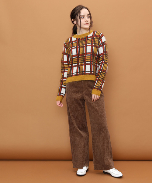 SALON adam et rope'(サロン アダム エ ロペ)の「ストレッチコーデュロイワイドパンツ(その他パンツ・レディース・ダークブラウン/グレー/オフホワイト・S/M)」の5枚目の写真