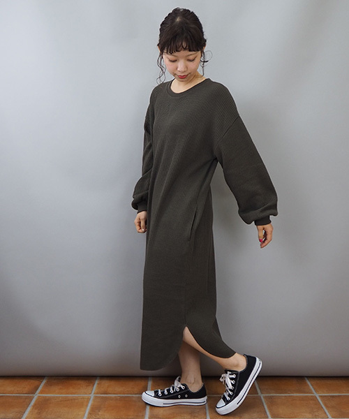 tiptop（ティップトップ）の「ワッフル裏起毛ワンピース（ワンピース・レディース・ブラック/グレー/ベージュ/カーキ・FREE）」の16枚目の写真
