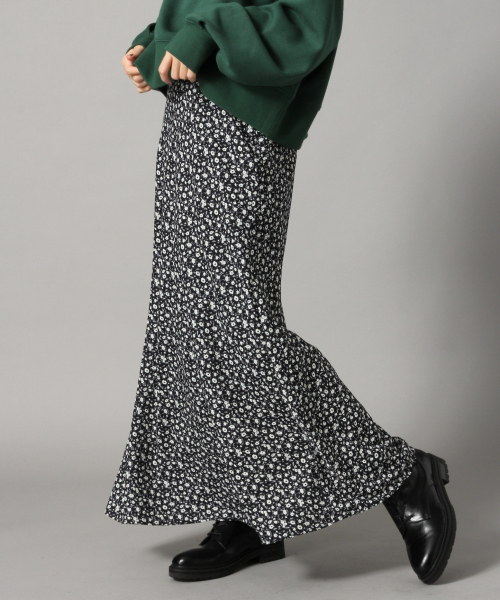 LOWRYS FARM（ローリーズファーム）の「フラワーマーメイドスカート　824845（スカート・レディース・ブラック/オフホワイト/イエロー/グリーン・FREE）」の16枚目の写真