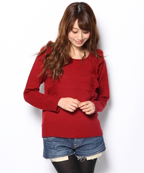 mystic（ミスティック）の「肩フリルショートP/O（ニット/セーター・レディース・グレー/レッド/ブラック/オフホワイト・ﾌﾘ-）」の2枚目の写真