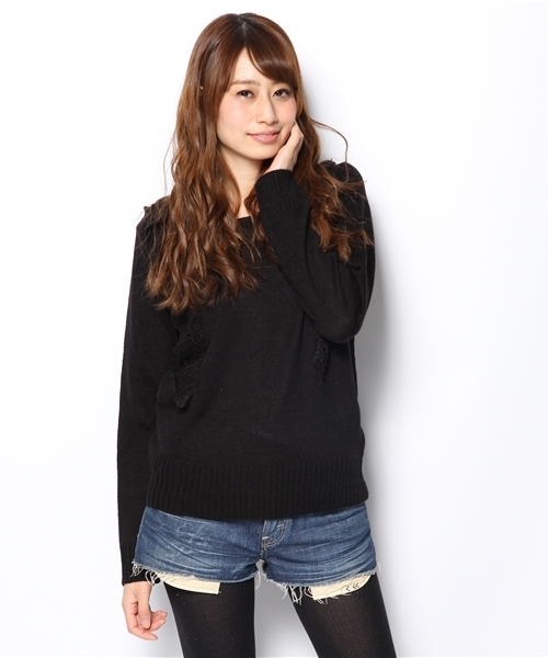 mystic（ミスティック）の「肩フリルショートP/O（ニット/セーター・レディース・グレー/レッド/ブラック/オフホワイト・ﾌﾘ-）」の4枚目の写真