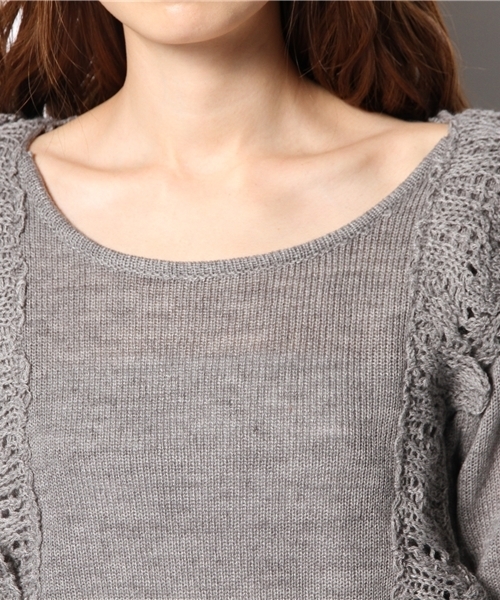 mystic（ミスティック）の「肩フリルショートP/O（ニット/セーター・レディース・グレー/レッド/ブラック/オフホワイト・ﾌﾘ-）」の10枚目の写真