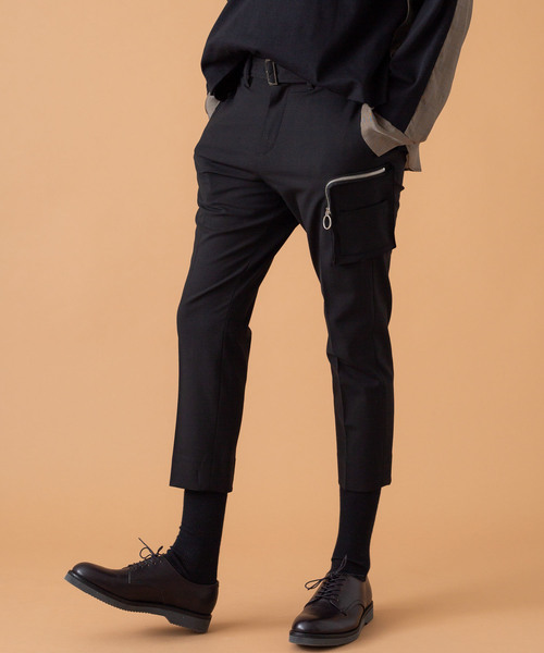 liberum（リベルム）の「【LIBERUM】３Dポケットクロップドストレートスラックス（スラックス・メンズ・ブラック/ボルドー・1/2）」の21枚目の写真