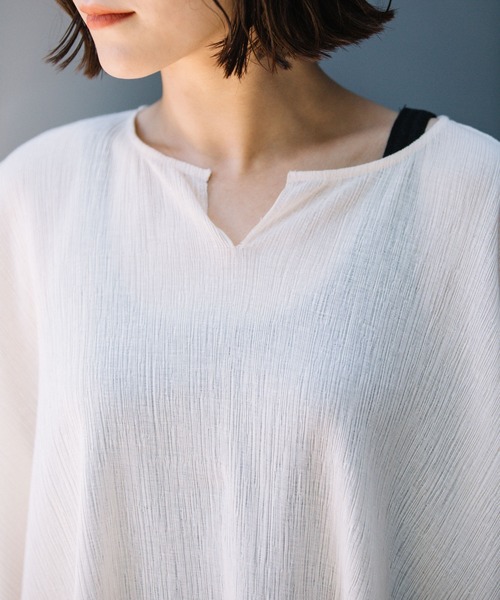 Munich(ミューニック)の「ツイストプリーツブラウス(セットアップ可)(シャツ/ブラウス・レディース・アイボリー/ブラック/ライトベージュ/ライトグリーン・FREE)」の20枚目の写真