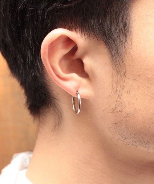 VIVIFY(ビビファイ)の「Hoop Pierce(L)/ピアス/フープ(L)(ピアス(片耳用)・メンズ・シルバー/シルバー系その他2/シルバー系その他3・FREE)」の4枚目の写真