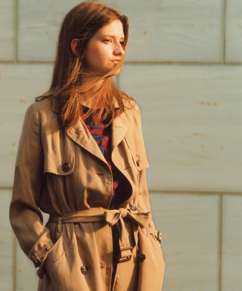 CIAOPANIC（チャオパニック）の「【Ciaopanic】ロングトレンチコート（トレンチコート・レディース・ベージュ/ネイビー・FREE）」の2枚目の写真