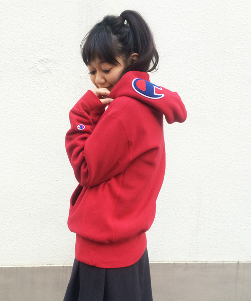 X-girl（エックスガール）の「X-girl×CHAMPION REVERSE WEAVE(R) HOODIE（パーカー・レディース・グリーン/ネイビー/ブラック/アッシュ/レッド・2/1）」の16枚目の写真