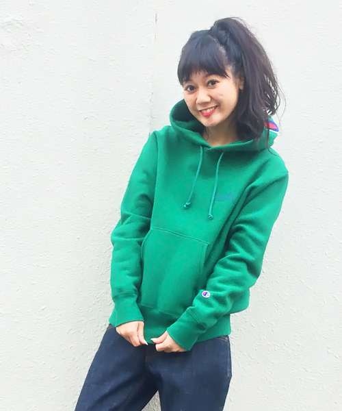 X-girl（エックスガール）の「X-girl×CHAMPION REVERSE WEAVE(R) HOODIE（パーカー・レディース・グリーン/ネイビー/ブラック/アッシュ/レッド・2/1）」の13枚目の写真