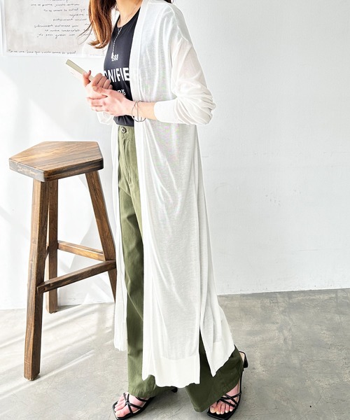 GeeRA（ジーラ）の「【羽織りに/オフィスカジュアル/冷房対策/接触冷感】夏におすすめ！ロングサマーニットカーディガン（カーディガン/ボレロ・レディース・ブルー/オフホワイト/ブラック/モカ/ライトグレー/ライトブルー・X-LARGE/MEDIUM/SMALL/LARGE/XX-LARGE）」の11枚目の写真