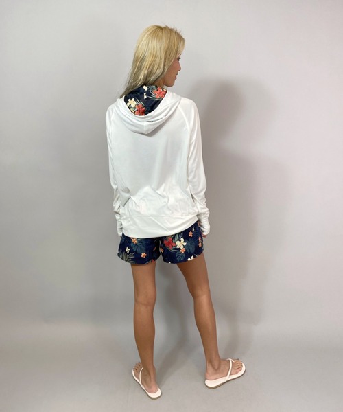 ROXY（ロキシー）の「ROXY/ロキシー  フード付きジップアップラッシュガード  RLY201021（ラッシュガード・レディース・ホワイト/ピンク/チャコールグレー・S/L/M）」の9枚目の写真