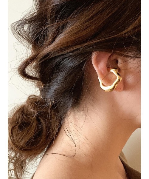 mou（モウ）の「不規則いびつイヤーカフ（片耳用）（イヤーカフ・レディース・シルバー/ゴールド・FREE）」の6枚目の写真