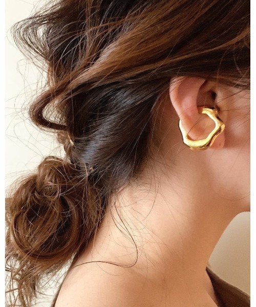 mou（モウ）の「不規則いびつイヤーカフ（片耳用）（イヤーカフ・レディース・シルバー/ゴールド・FREE）」の8枚目の写真