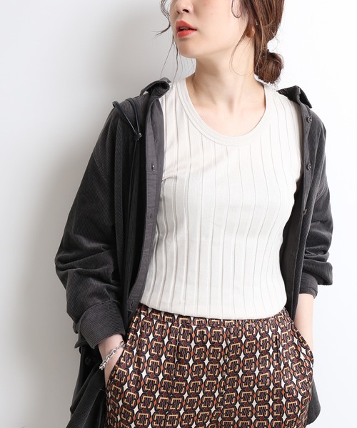 SLOBE IENA(スローブイエナ)の「ワイドテレコタンクトップ【手洗い可能】◆(タンクトップ・レディース・チャコールグレー/ベージュ/ラベンダー・FREE)」の1枚目の写真
