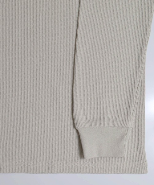 Confirm(コンファーム)の「Confirm / コンファーム フェイクレイヤードワッフルロンT(Tシャツ/カットソー・メンズ・チャコールグレー/ホワイト/ミント/ベージュ・M/L)」の14枚目の写真