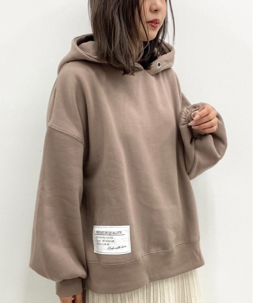 apres jour mignon(アプレジュールミニョン)の「ラベルフーディー【ZOZOTOWN限定アイテム】(パーカー・レディース・ブラック/アイボリー/モカ/ブルー系その他・X-LARGE/フリー)」の17枚目の写真