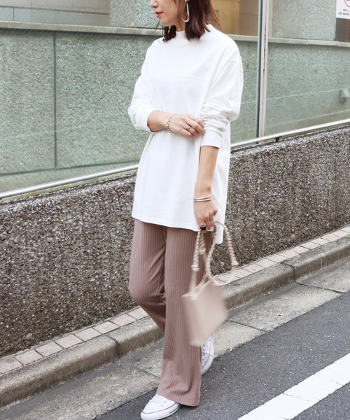 andme(アンドミー)の「USAコットン長袖フットボールTシャツ(Tシャツ/カットソー・レディース・チャコールグレー/ブラック/ベージュ/オフホワイト/キナリ・M)」の7枚目の写真