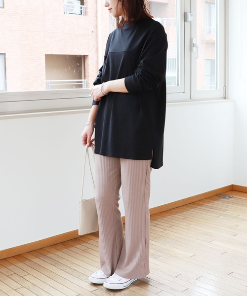 andme(アンドミー)の「USAコットン長袖フットボールTシャツ(Tシャツ/カットソー・レディース・チャコールグレー/ブラック/ベージュ/オフホワイト/キナリ・M)」の10枚目の写真