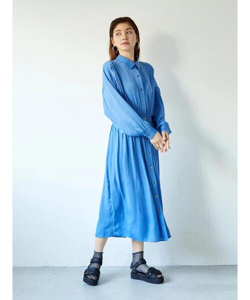 Editt by YECCA VECCA（エディットバイイェッカヴェッカ）の「シャーリングギャザーシャツワンピース　＊（ワンピース・レディース・グレー/ブルー/ネイビー・FREE）」の18枚目の写真