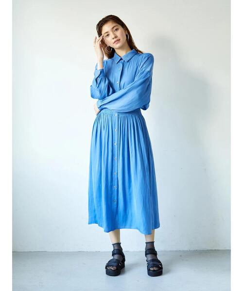 Editt by YECCA VECCA（エディットバイイェッカヴェッカ）の「シャーリングギャザーシャツワンピース　＊（ワンピース・レディース・グレー/ブルー/ネイビー・FREE）」の20枚目の写真
