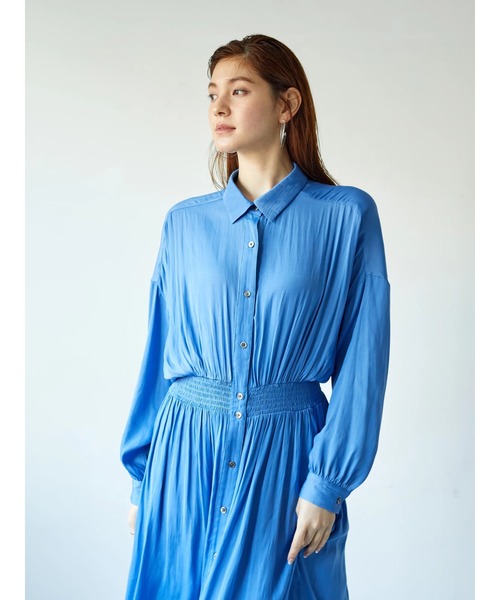 Editt by YECCA VECCA（エディットバイイェッカヴェッカ）の「シャーリングギャザーシャツワンピース　＊（ワンピース・レディース・グレー/ブルー/ネイビー・FREE）」の10枚目の写真