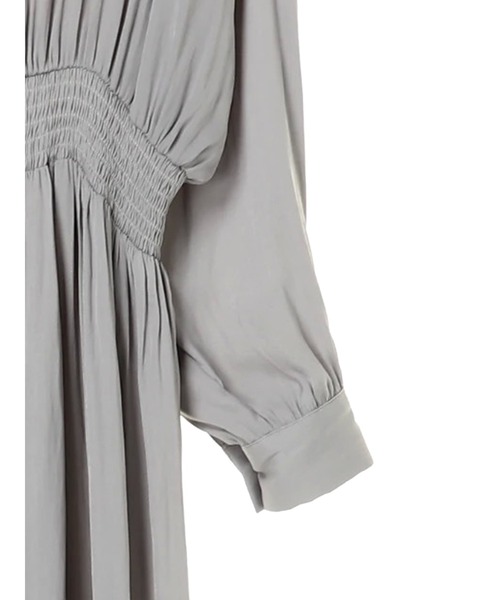 Editt by YECCA VECCA（エディットバイイェッカヴェッカ）の「シャーリングギャザーシャツワンピース　＊（ワンピース・レディース・グレー/ブルー/ネイビー・FREE）」の8枚目の写真