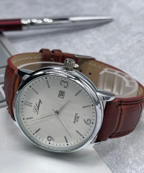 LA VORAGINE（ラ ヴォラジネ）の「デザイン ウオッチ（アナログ腕時計・メンズ・その他10/その他3/その他1/その他6/その他4/その他2/その他5/その他19/その他8/その他11/その他7/その他9/その他18/その他13/I/H/P/その他17/W/O/ホワイト/その他16/U/M/キャメル/J/ブラウン系その他5/その他15/R/その他14/Q/その他12・FREE）」の3枚目の写真