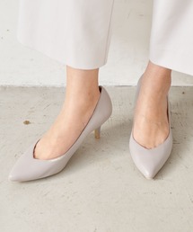 YECCA VECCA（イェッカヴェッカ）の「Vカットパンプス　＊（パンプス）」