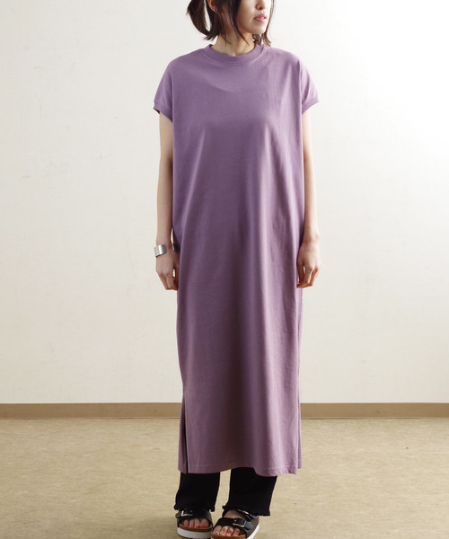 Fizz(フィズ)の「【Fizz/フィズ】 プチハイネック フレンチスリーブTシャツワンピース(ワンピース・レディース・グレイッシュベージュ/ブラック×ホワイト/ホワイト×ネイビー/パープル/ベージュ/ホワイト/サックスブルー/ブルー/ブラック/モカ/アイボリー・M)」の11枚目の写真