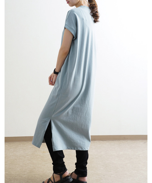 Fizz(フィズ)の「【Fizz/フィズ】 プチハイネック フレンチスリーブTシャツワンピース(ワンピース・レディース・グレイッシュベージュ/ブラック×ホワイト/ホワイト×ネイビー/パープル/ベージュ/ホワイト/サックスブルー/ブルー/ブラック/モカ/アイボリー・M)」の9枚目の写真