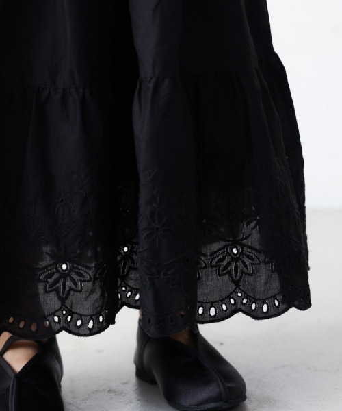 LOWRYS FARM（ローリーズファーム）の「スソレースティアードスカート　942178（スカート・キッズ・ブラック/オフホワイト/イエロー・110cm/120cm/130cm）」の7枚目の写真