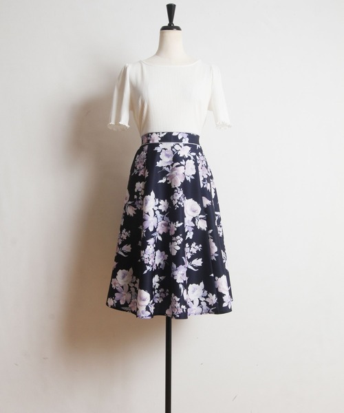 tocco closet(トッコ クローゼット)の「袖口メローフリルリブカットソー×フラワープリントドッキングワンピース(ワンピース・レディース・オフホワイト/ピンク・M)」の10枚目の写真