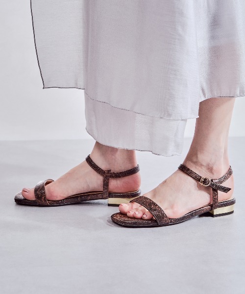 ORiental TRaffic（オリエンタルトラフィック）の「【WEB限定アイテム】ストラップサンダル/11196（サンダル・レディース・グリーン/ベージュ/ガンメタ/キャメル/ブラック/ブラウン・LL/M/SS/3L/L/S）」の3枚目の写真
