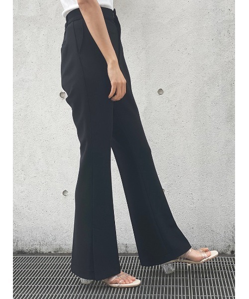 one way（ワンウェイ）の「【oneway】ジョーゼットPUスリットフレアーパンツ（スラックス・レディース・ブラック/ライトブルー/ホワイト・FREE）」の3枚目の写真