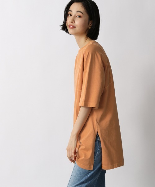 LOWRYS FARM（ローリーズファーム）の「ピグメントキリカエＳＳ　947810（Tシャツ/カットソー・レディース・チャコールグレー/パープル/オレンジ/グリーン/アイボリー・FREE）」の5枚目の写真