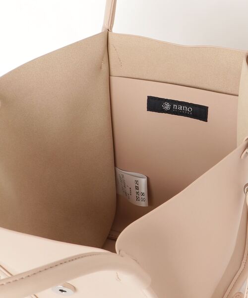 NANO universe（ナノユニバース）の「ショルダー付きトートバッグ（トートバッグ・レディース・ブラック/ベージュ/ブルー・FREE）」の7枚目の写真