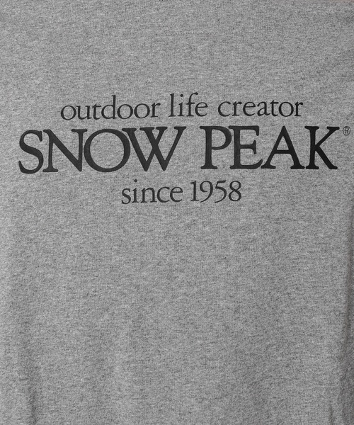 Snow Peak（スノーピーク）の「【Snow Peak×relume / スノーピーク】別注 Classic ロゴプリント ロングスリーブTシャツ（Tシャツ/カットソー・メンズ・ホワイト/ブラック/グレー/ナチュラル・MEDIUM/LARGE）」の18枚目の写真