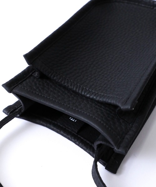 超美品 ITTI MARY TOWN POUCH S / ecco社製レザー ITTI（イッチ）の「メリータウンポーチ/MARY TOWN POUCH-S