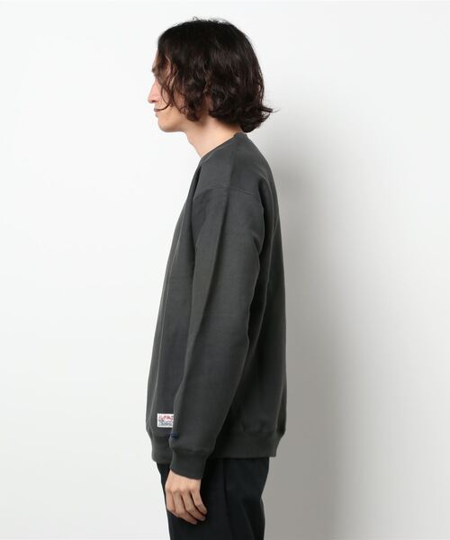 KRIFF MAYER(クリフメイヤー)の「ヘビーオンス裏毛クルー(スウェット・メンズ・レッド/オフホワイト/サンドベージュ/ロイヤルブルー/チャコール・MEDIUM/LARGE/X-LARGE)」の6枚目の写真