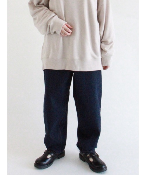 ehka sopo（エヘカソポ）の「バルーンデニムパンツ（デニムパンツ・レディース・ブラック/ネイビー・ﾌﾘ-）」の2枚目の写真