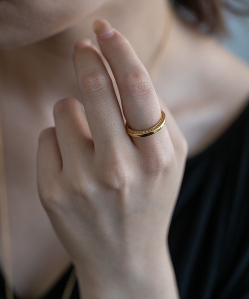 PAS TIERRA（パティエラ）の「【Carillon】ムーンリング（リング・レディース・イエローゴールド・#13/#9/#11/#15）」の4枚目の写真