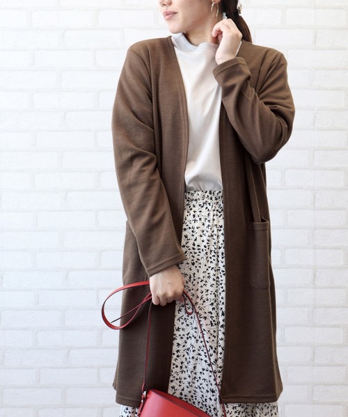 BELLUNA PLUS(ベルーナ)の「サカリバ素材トッパーカーディガン(カーディガン/ボレロ・レディース・ネイビー/チャコール/モカ・LARGE/X-LARGE/MEDIUM)」の3枚目の写真