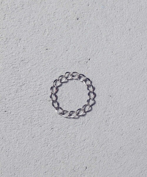 and cloud（アンドクラウド）の「Curb Chain Ring（リング・レディース・ブラック/シルバー/イエローゴールド・L/S/M）」の4枚目の写真