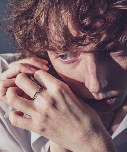 and cloud（アンドクラウド）の「Curb Chain Ring（リング・レディース・ブラック/シルバー/イエローゴールド・L/S/M）」の12枚目の写真