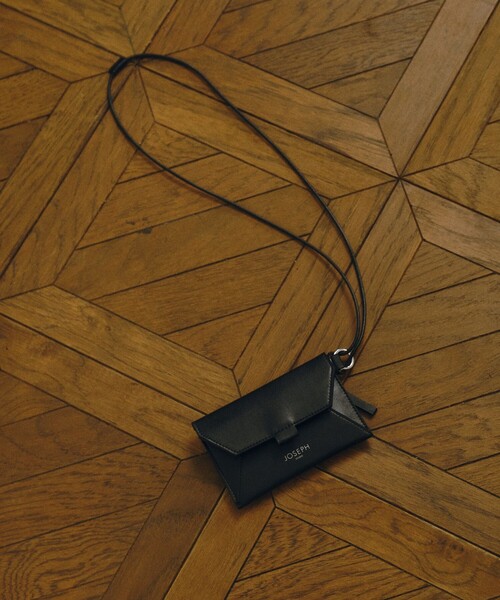 JOSEPH STUDIO(ジョゼフストゥディオ)の「キャンバス&エコレザー オリガミバッグ(ショルダーバッグ・レディース・ブラック系・F)」の15枚目の写真