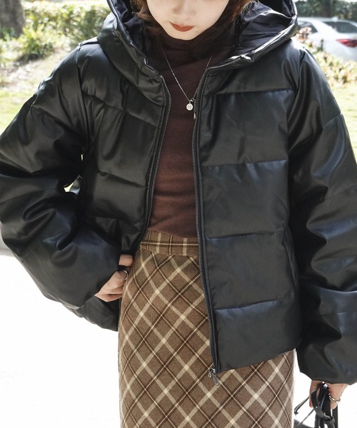 Mayree（メイリー）の「【Mayree】フェイクレザーオーバーダウンジャケット 2021AW（ダウンジャケット/コート・レディース・ブラック・FREE）」の9枚目の写真